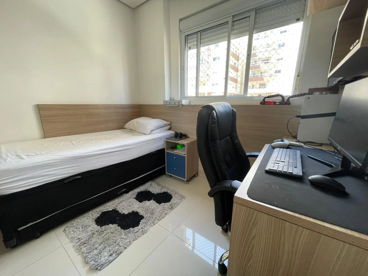 Sacada com churrasqueira