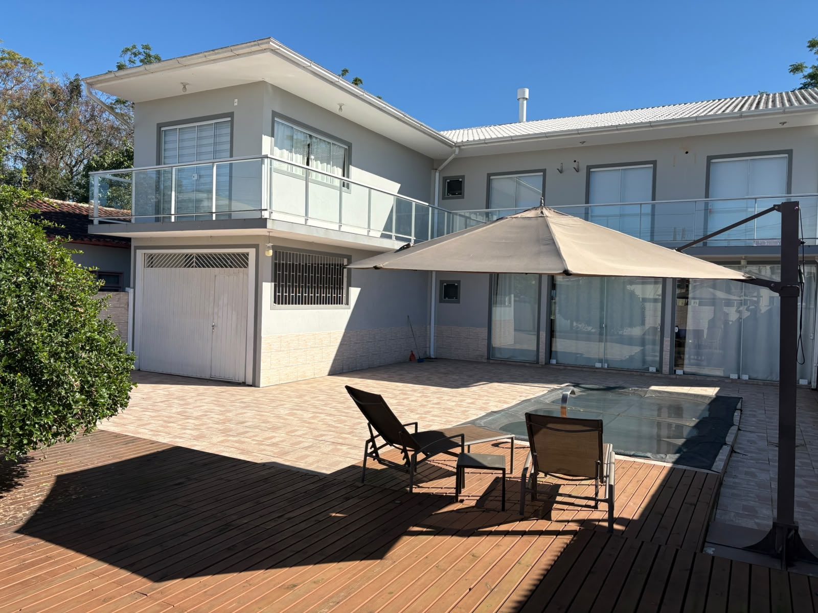 Casa com Piscina Sertão do Imaruím